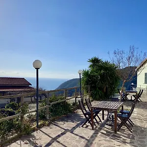 L'ulivo E Il Mare Alloggio per agriturismo Moneglia