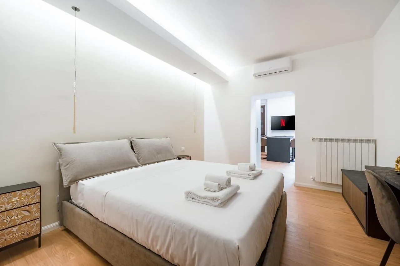 Appartamento Bilocale Moderno - City Center Milano Italia